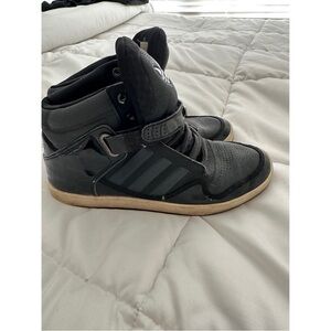 Adidas Originals AR 2.0 Sneakers